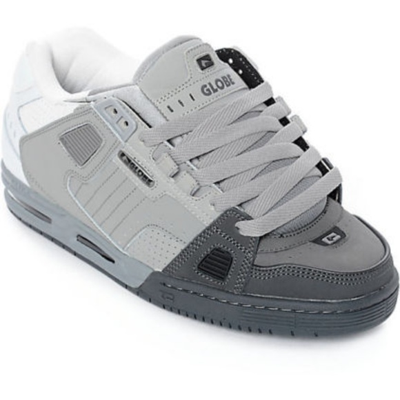 globe sabre grey